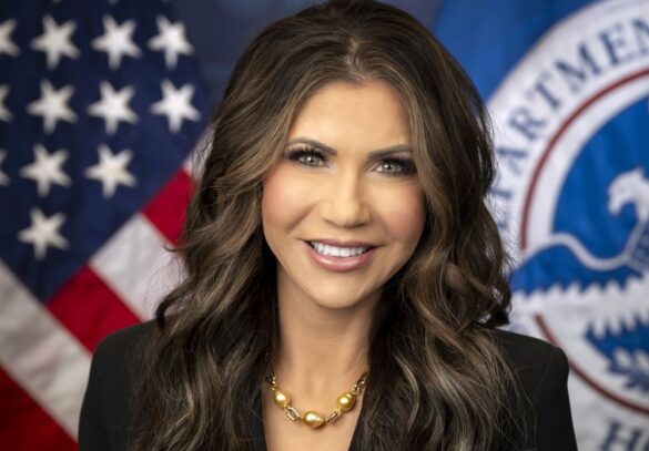 Kristi Noem/Wikipedia