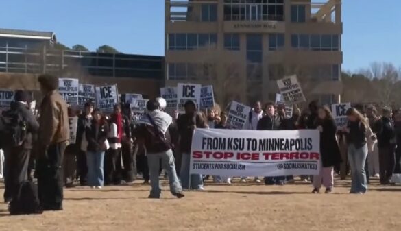 Cover photo credit: HookTV