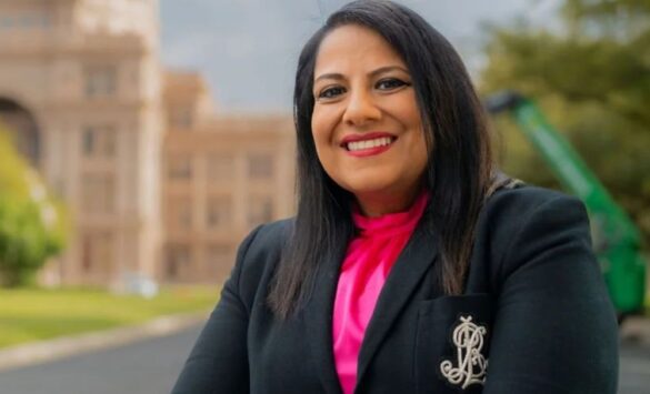 Photo credit: https://www.poojafortexas.com/bio